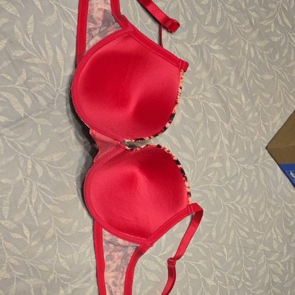 Victoria's Secret Hot Pink  Patterned Bra - Picture 4 of 5